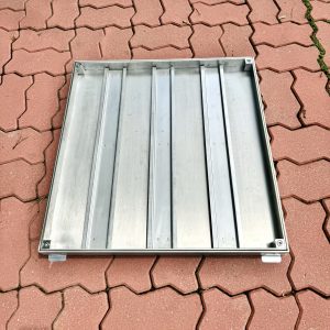 NẮP BỂ NƯỚC NGẦM INOX 304 600x600 DÀY 4.0 MM GỒM CẢ MẶT ĐÁY  - inox 304 manhole covers